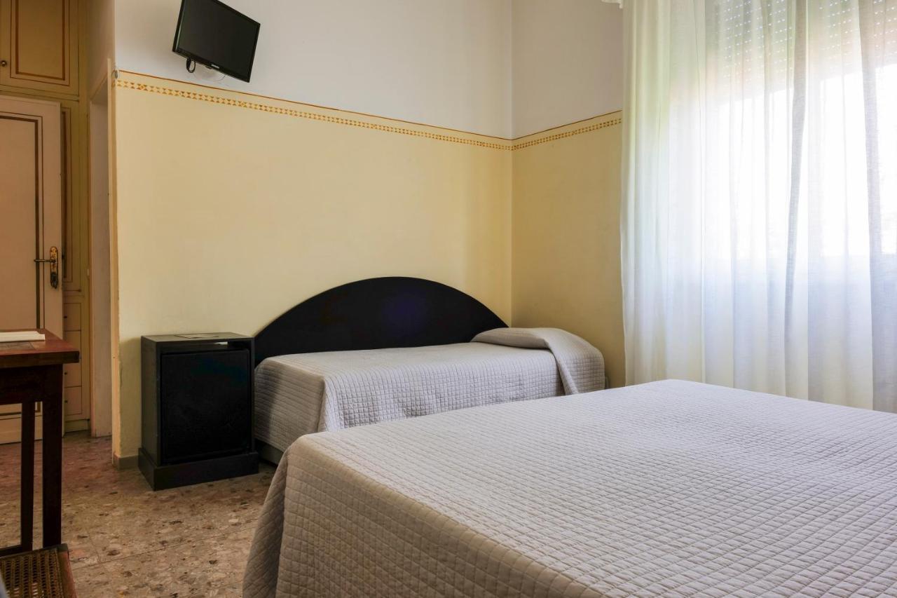 לידו די קאמאיורה Hotel Club I Pini - Residenza D'Epoca In Versilia מראה חיצוני תמונה